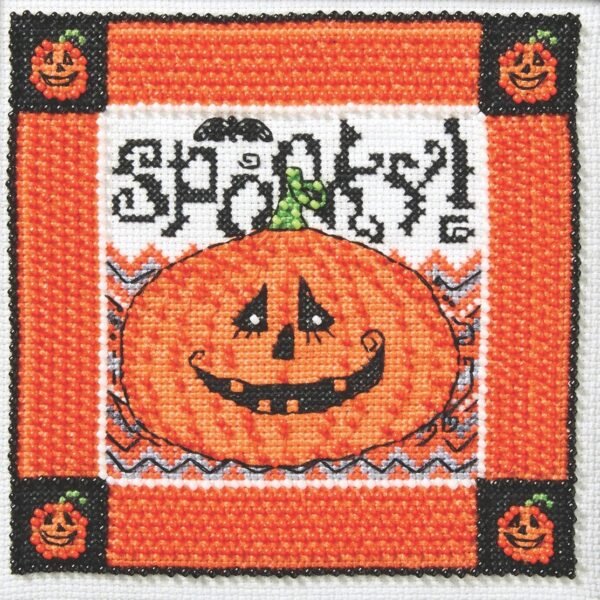 mill-hill-debbie-mumm-dm302513-spooky-pumpkin-primary Kit de punto de cruz Spooky Pumpkin de Debbie Mumm de Mill Hill DM302513