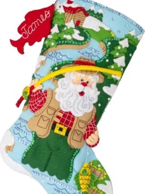 Bucilla Fly Fishing Santa | Kit de media navideña de fieltro | 89724E