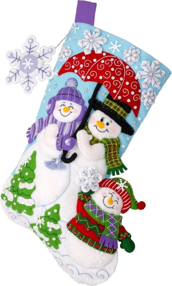 Bucilla Frosty Family | Kit de media navideña de fieltro | 89683E