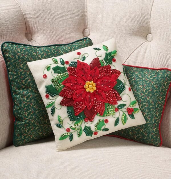 Bucilla Elegant Poinsettia | Kit de almohada de fieltro | 86983E