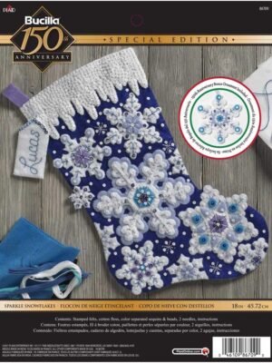 Bucilla Sparkle Snowflakes | Kit de media navideña de fieltro | 86709