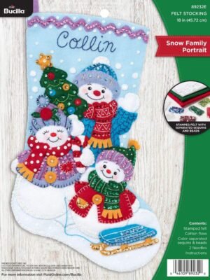 Bucilla Snow Family Portrait | Kit de media navideña de fieltro | 89232E