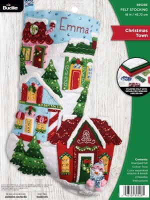 Bucilla Christmas Town | Kit de media navideña de fieltro | 89528E