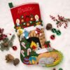 bucilla-felt-applique-18-stocking-making-kit-holiday-hearth-perfect-for-89486e-variant-02 Bucilla Holiday Hearth | Kit de media navideña de fieltro | 89486E