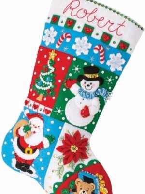 Bucilla Holiday Patchwork | Kit de media navideña de fieltro | 89604E