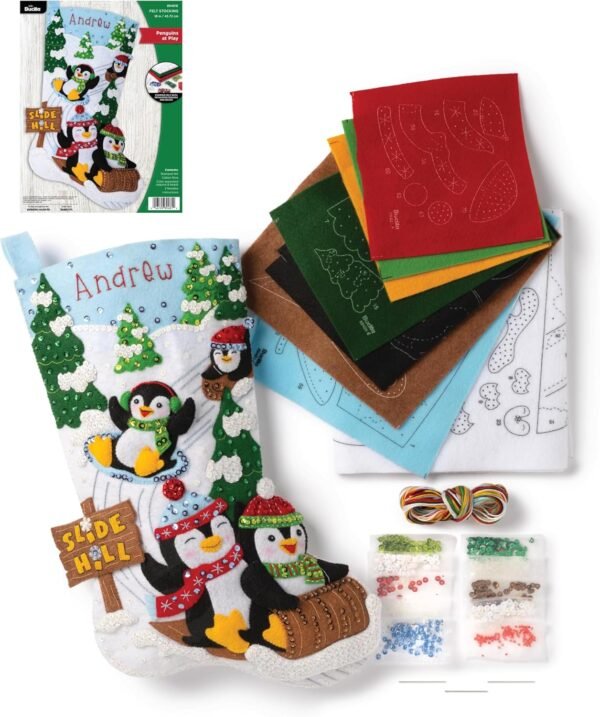Bucilla Penguins at Play | Kit de media navideña de fieltro | 89481E