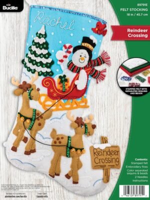 Bucilla Reindeer Crossing | Kit de media navideña de fieltro | 89791E