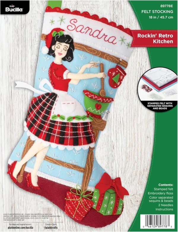 Bucilla Rockin' Retro Kitchen | Kit de media navideña de fieltro | 89778E