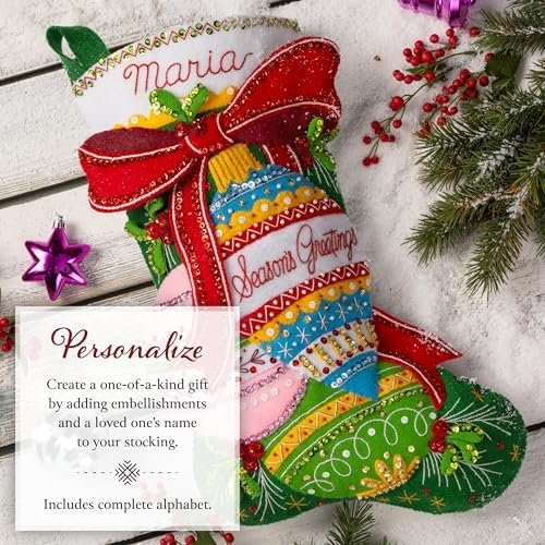 Bucilla Season's Greetings | Kit de media navideña de fieltro | 89618E