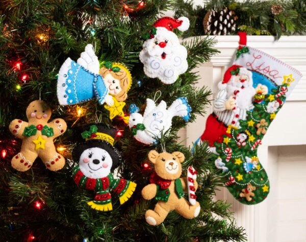 bucilla-felt-applique-6-piece-ornament-making-kit-holiday-favorites-perf-89577e-variant-06 Bucilla Holiday Favorites | Felt Applique Ornament Kit | 89577E product image