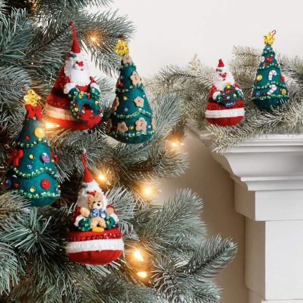 Bucilla Santa's Tree Treasures | Kit de adornos de fieltro | 89489E