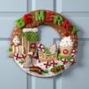 Bucilla Gingerbread Express | Kit de corona navideña de fieltro | 89677E