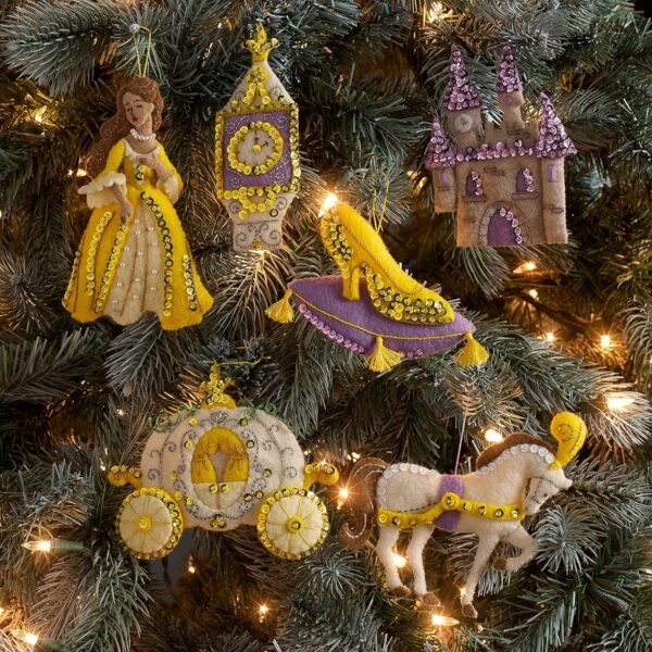 bucilla-glass-slipper-felt-applique-ornament-kit-set-of-6-89287e-variant-01 Bucilla Glass Slipper | Felt Applique Ornament Kit | 89287E product image